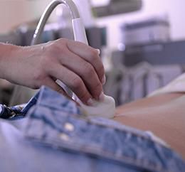 Diagnóstico: exames e biópsia.